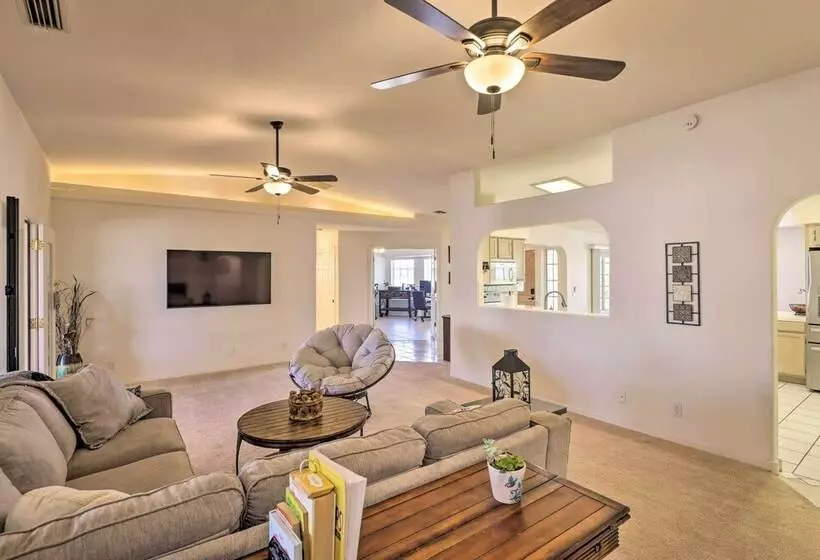 Beautiful Havasu Retreat W/ Hot Tub, Pet Friendly!