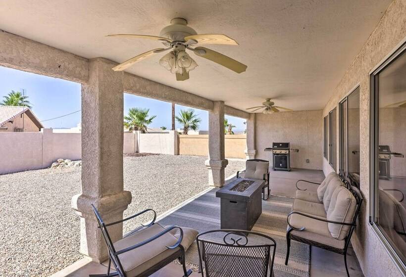 Beautiful Havasu Retreat W/ Hot Tub, Pet Friendly!