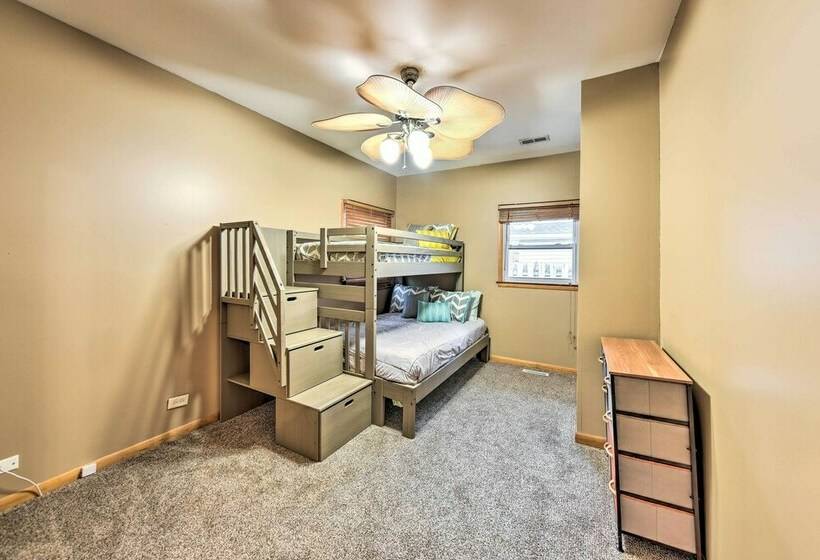 Lakefront Ingleside Home W/ Dock & Kayaks!