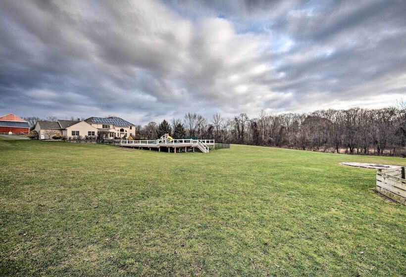 Spacious Hersey House W/ Pool, Fireplace & More!