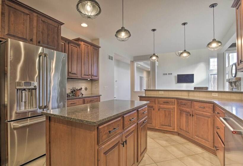 Spacious Hersey House W/ Pool, Fireplace & More!