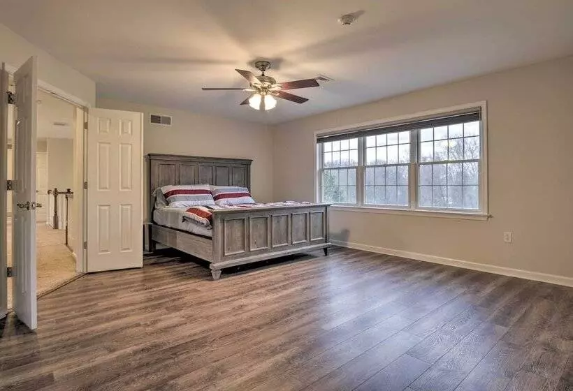 Spacious Hersey House W/ Pool, Fireplace & More!