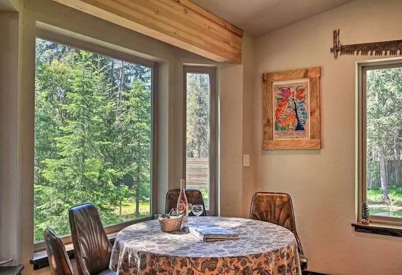 Newly Built Mtn View Cabin: Walk To River!