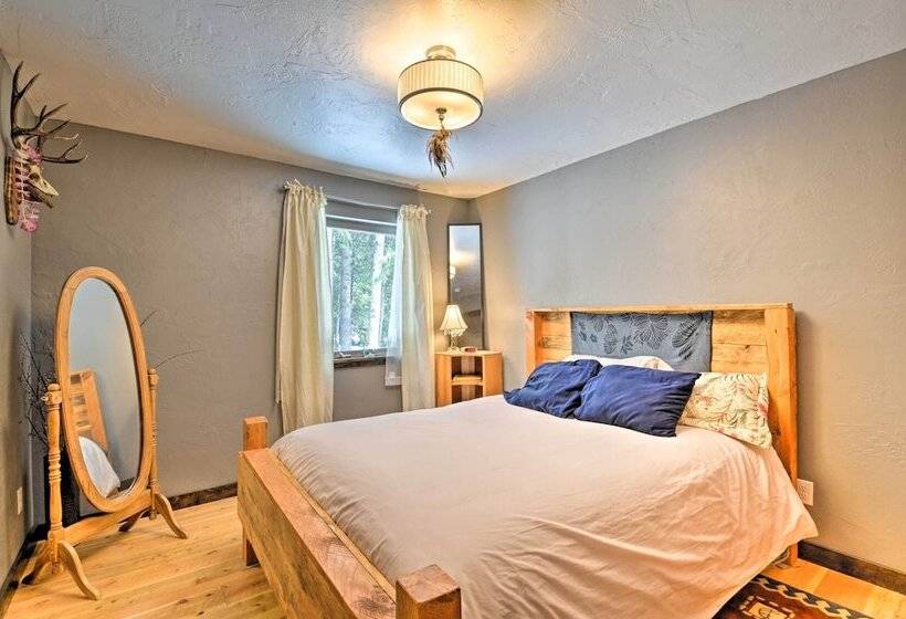 Newly Built Mtn View Cabin: Walk To River!