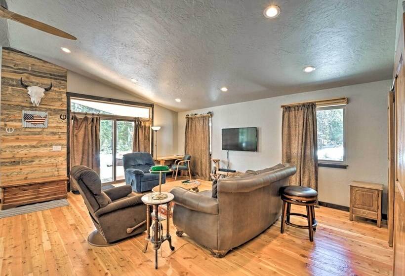 Newly Built Mtn View Cabin: Walk To River!