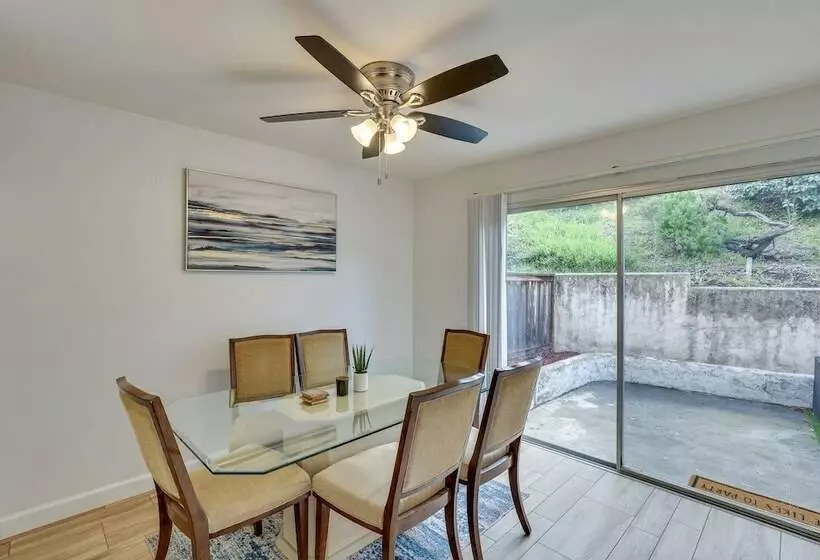 Oceanside Vacation Home W/ Gas Grill + Patio