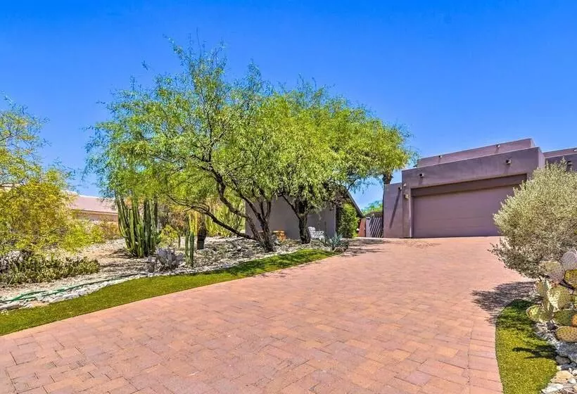 Paradise Valley Cottage Near Hiking Trails!