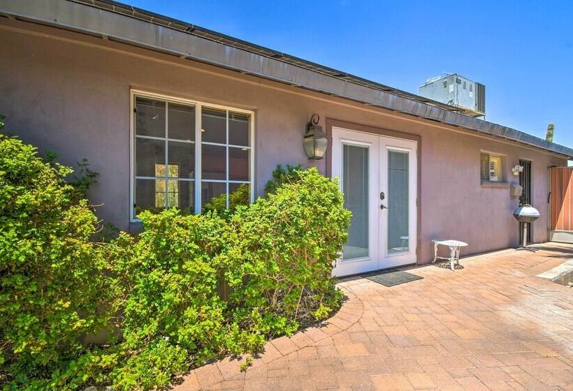 Paradise Valley Cottage Near Hiking Trails!