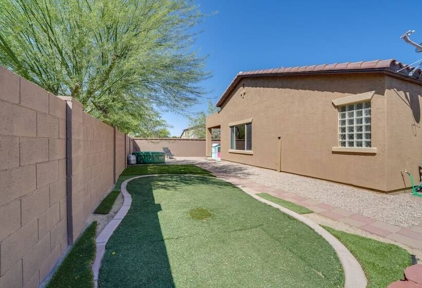 Peoria Home W/ Hot Tub ~ 8 Mi To Sports Complex!