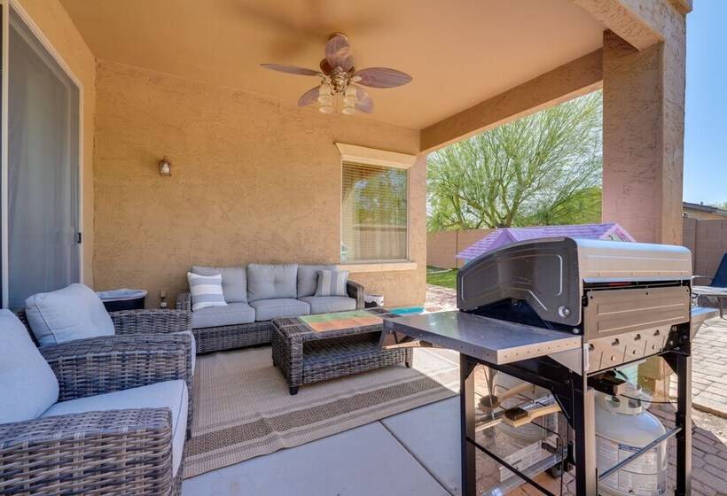 Peoria Home W/ Hot Tub ~ 8 Mi To Sports Complex!