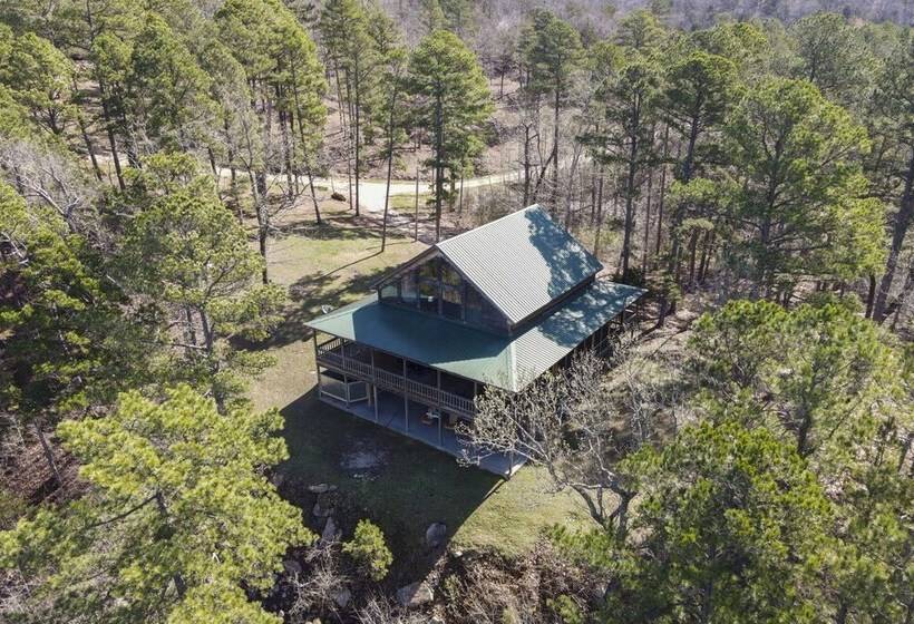 Piney Bluff Retreat With Mountain Views!