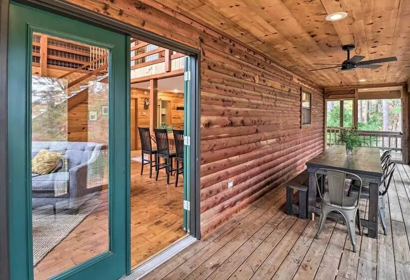 Piney Bluff Retreat With Mountain Views!
