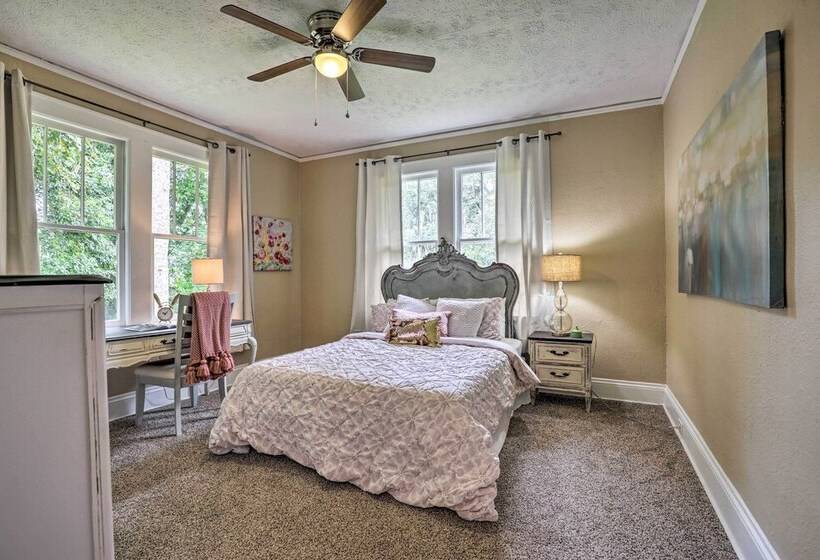 Quiet Jacksonville Retreat   4 Miles To Downtown!