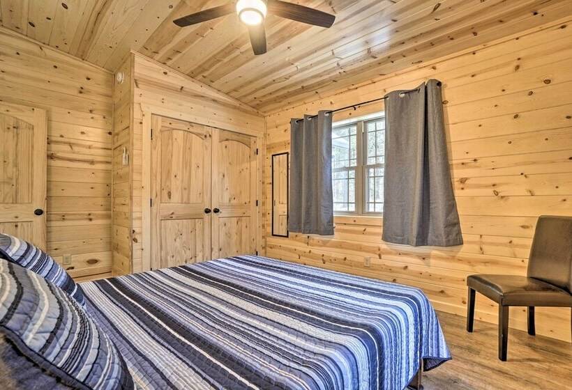 Quiet Pines Cabin Hocking Hills W/ Hot Tub & Pond