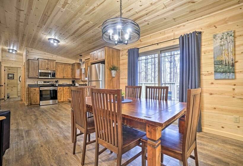 Quiet Pines Cabin Hocking Hills W/ Hot Tub & Pond