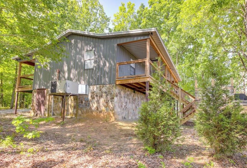 Renovated Cabin W/ Decks, Views, & Fire Pit!