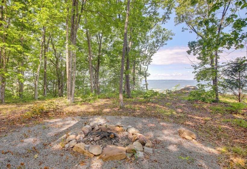 Renovated Cabin W/ Decks, Views, & Fire Pit!