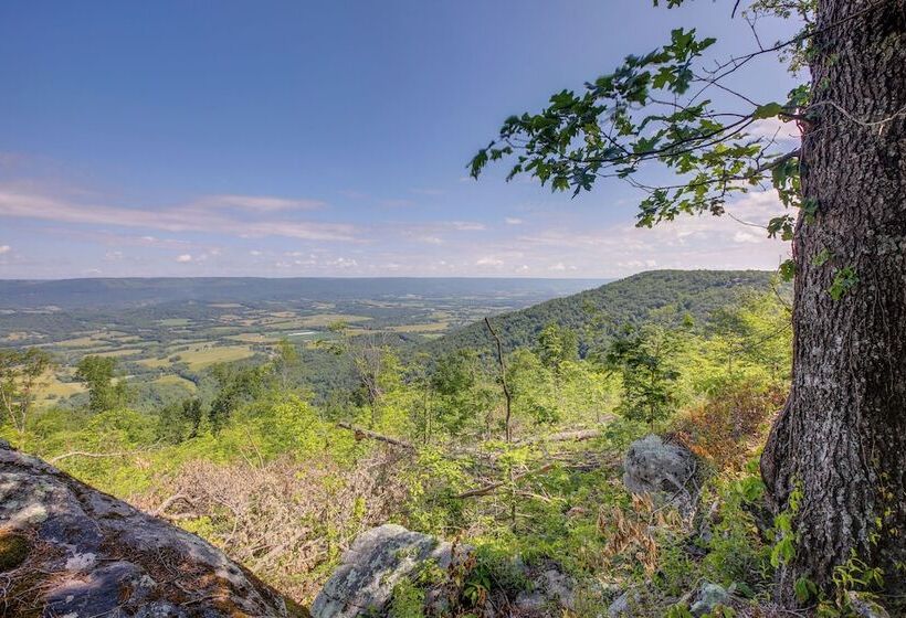 Renovated Cabin W/ Decks, Views, & Fire Pit!