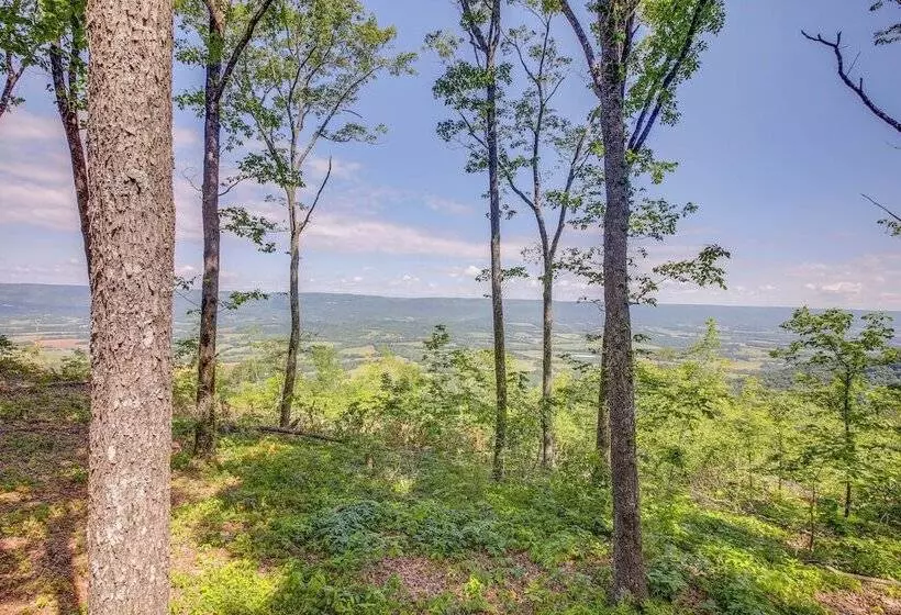 Renovated Cabin W/ Decks, Views, & Fire Pit!