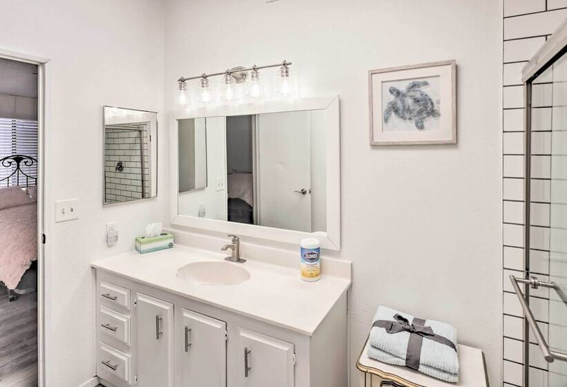 Riverfront Bullhead City Home W/ Private Dock