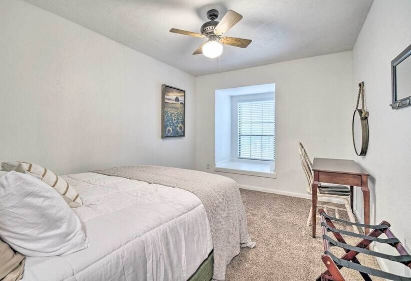 Riverfront Hunstville Home W/ Deck & Chiminea