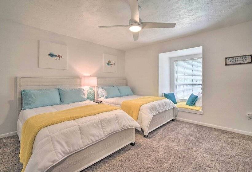 Riverfront Hunstville Home W/ Deck & Chiminea