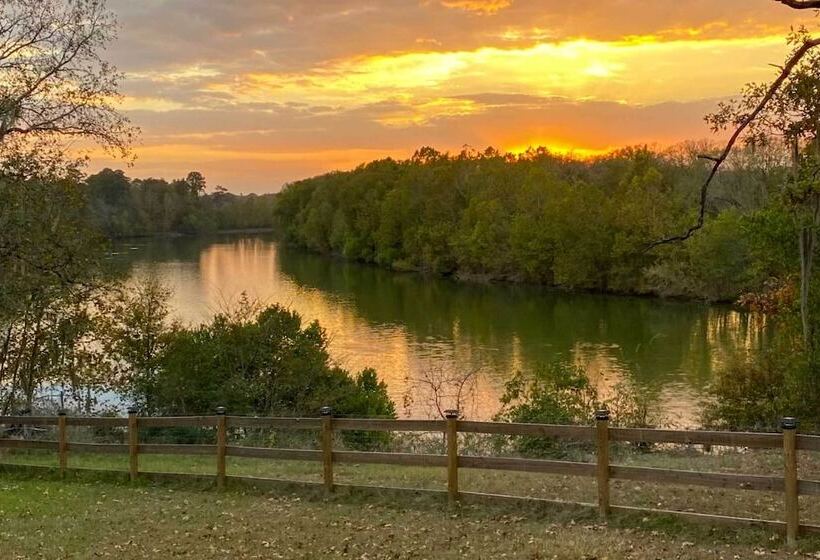 Riverfront Hunstville Home W/ Deck & Chiminea