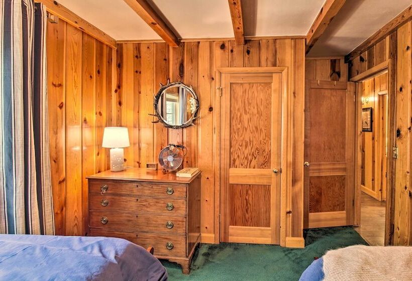 1 Mi To Rainbow Lake: Lakeside Cabin W/ Deck!