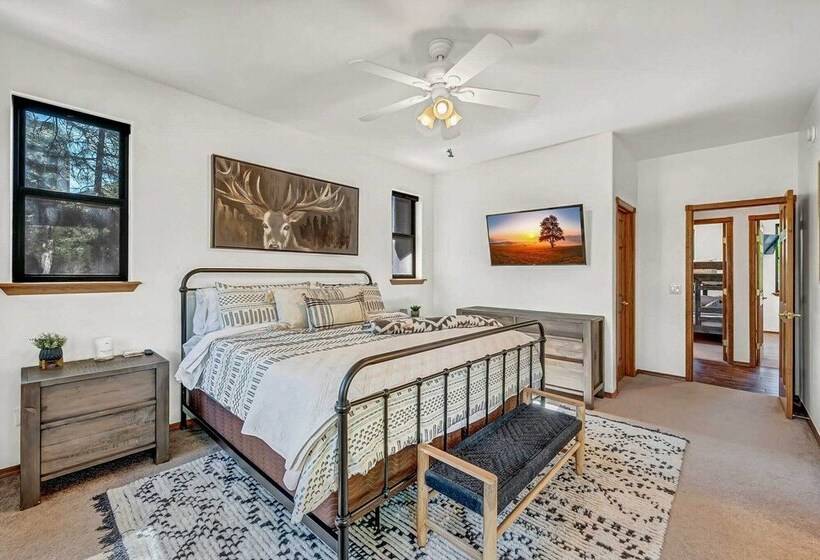 Show Low  A To Z Cabin  With Deck & Gas Grill!