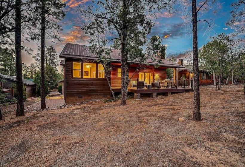 Show Low  A To Z Cabin  With Deck & Gas Grill!