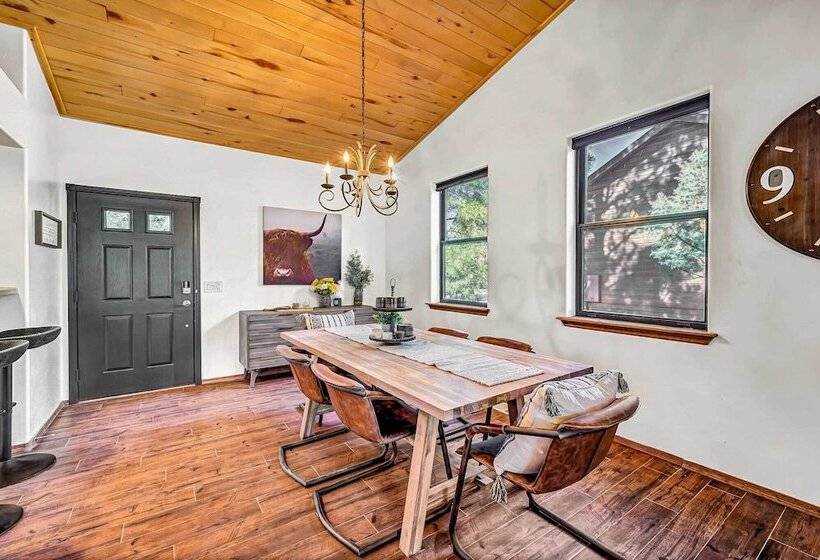 Show Low  A To Z Cabin  With Deck & Gas Grill!