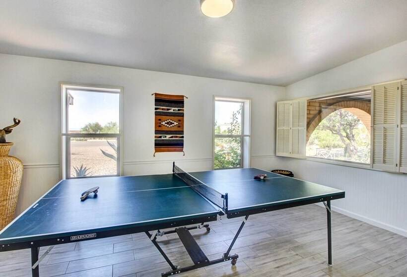 Stylish Tucson Home W/ Patio & Private Pool!