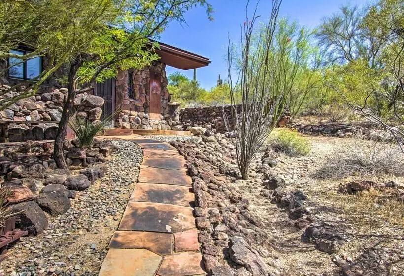 Unique Phoenix Abode W/ 2 Tier Patio & Grills