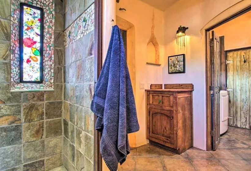 Unique Phoenix Abode W/ 2 Tier Patio & Grills