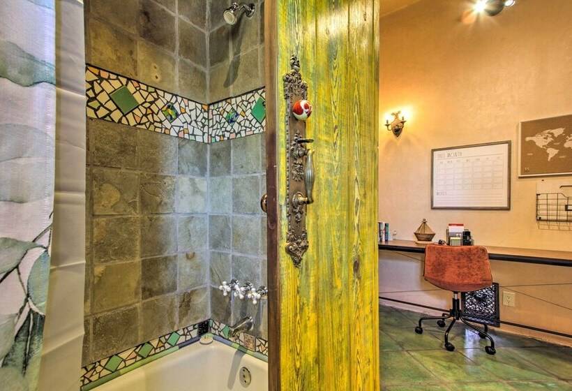 Unique Phoenix Abode W/ 2 Tier Patio & Grills