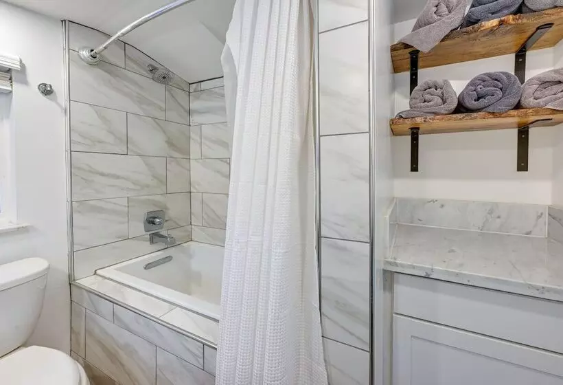 Updated Three Rivers Vacation Rental W/ Gas Grill