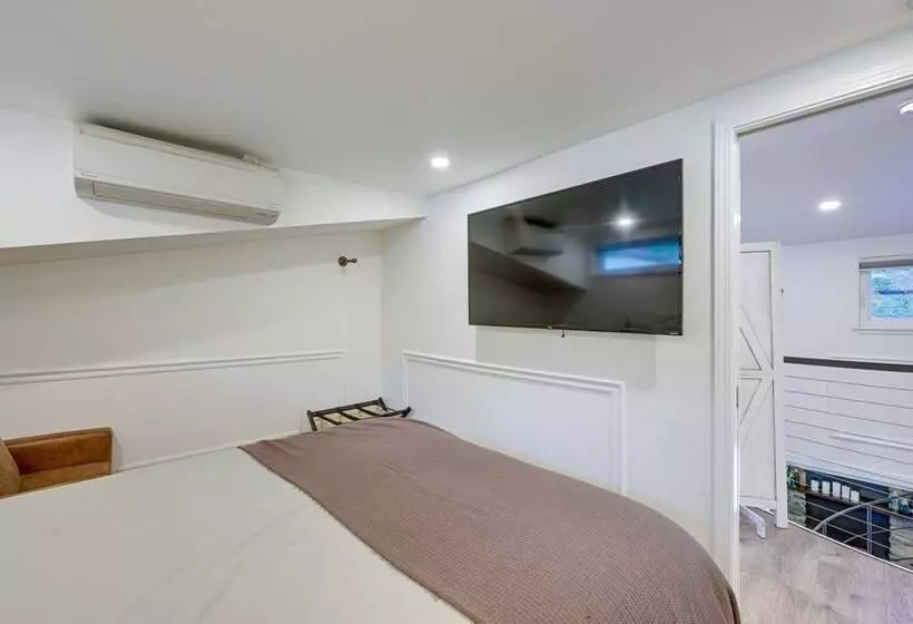 Updated Three Rivers Vacation Rental W/ Gas Grill