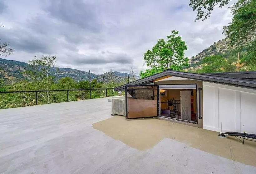 Updated Three Rivers Vacation Rental W/ Gas Grill