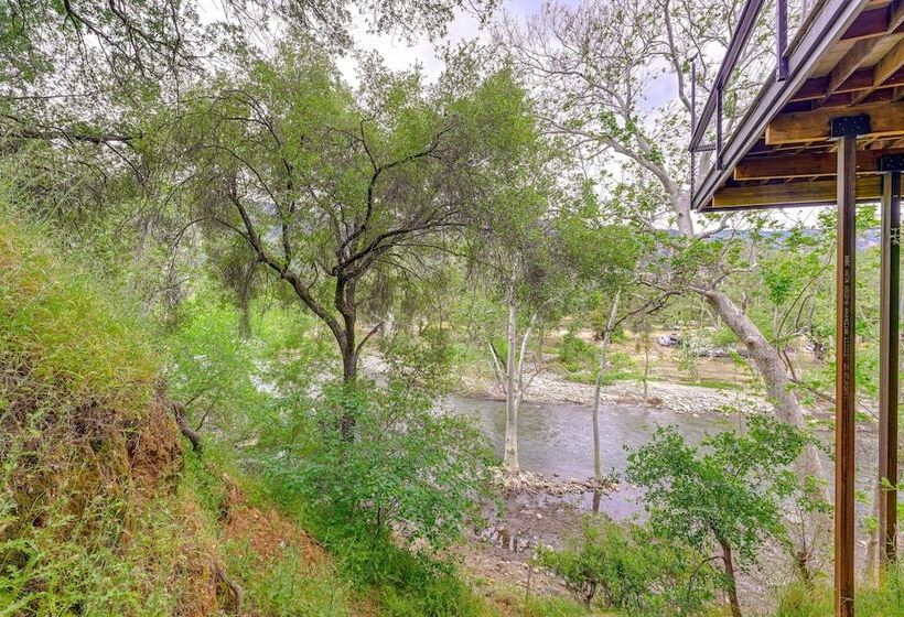 Updated Three Rivers Vacation Rental W/ Gas Grill