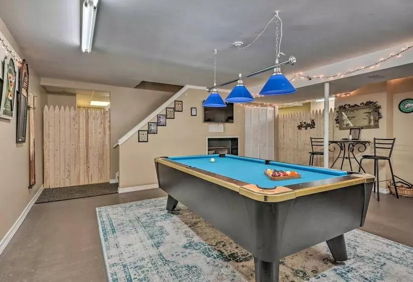 Whitetail Ridge New Cumberland Home With Yard!