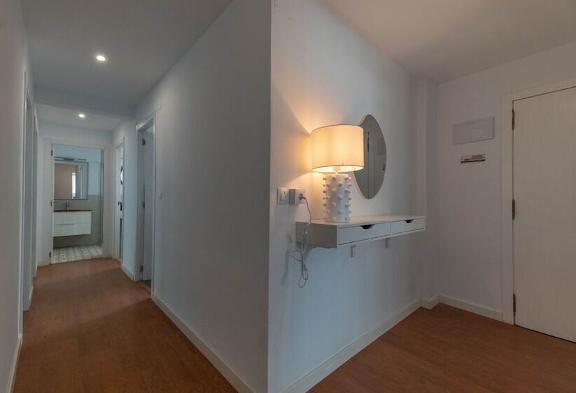 Amazinn Places Cabañal Boutique