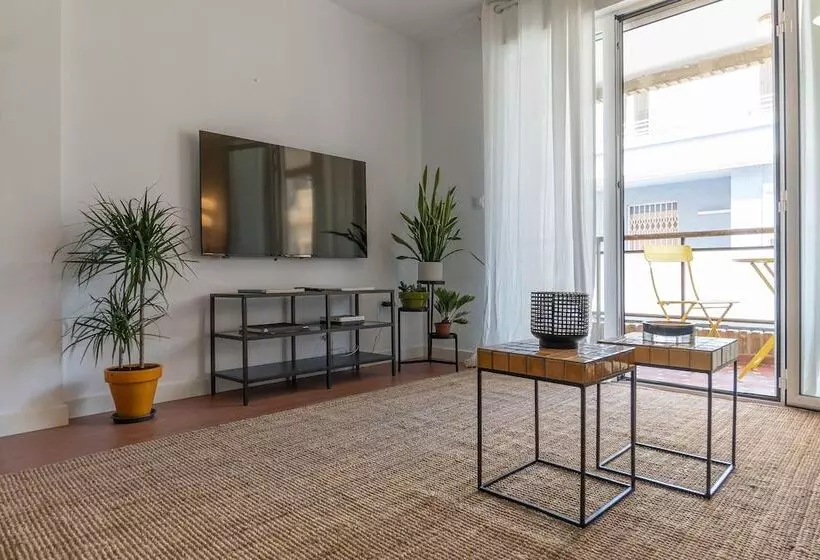 Amazinn Places   Cabañal Boutique