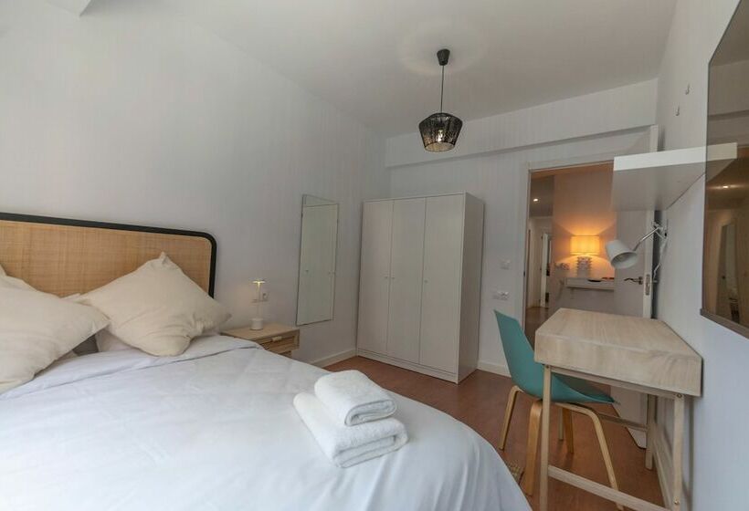 Amazinn Places Cabañal Boutique