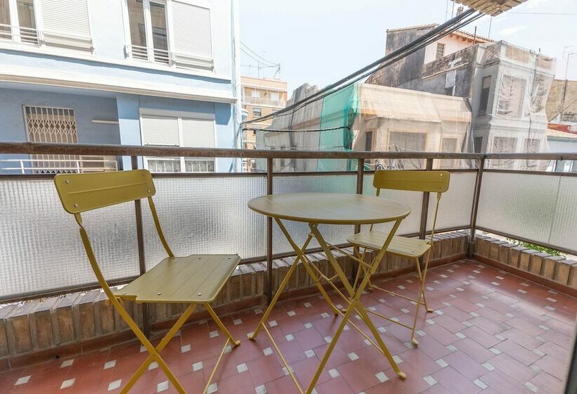 Amazinn Places Cabañal Boutique