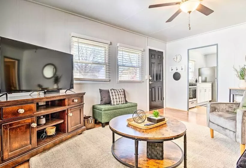 Anderson Bungalow Near University + Downtown!