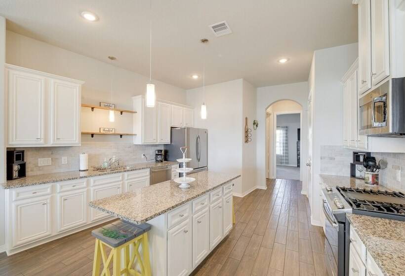 Bay View La Porte Home Rental: Steps To Beach!