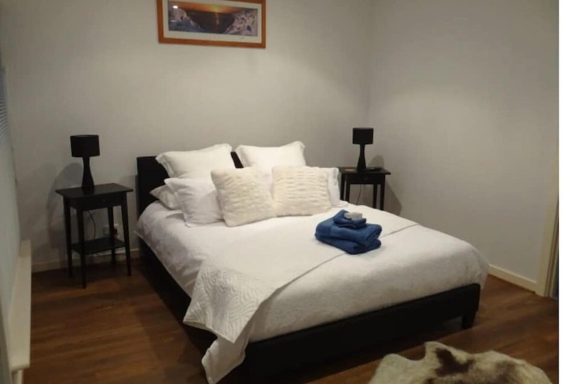 민박 Victor Holidays