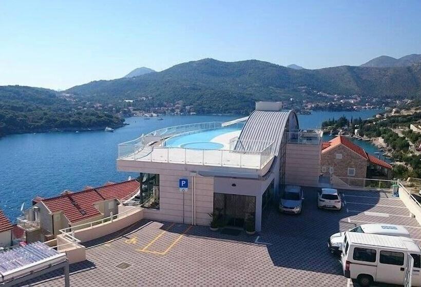 تختخواب و صبحانه Villa Paradiso