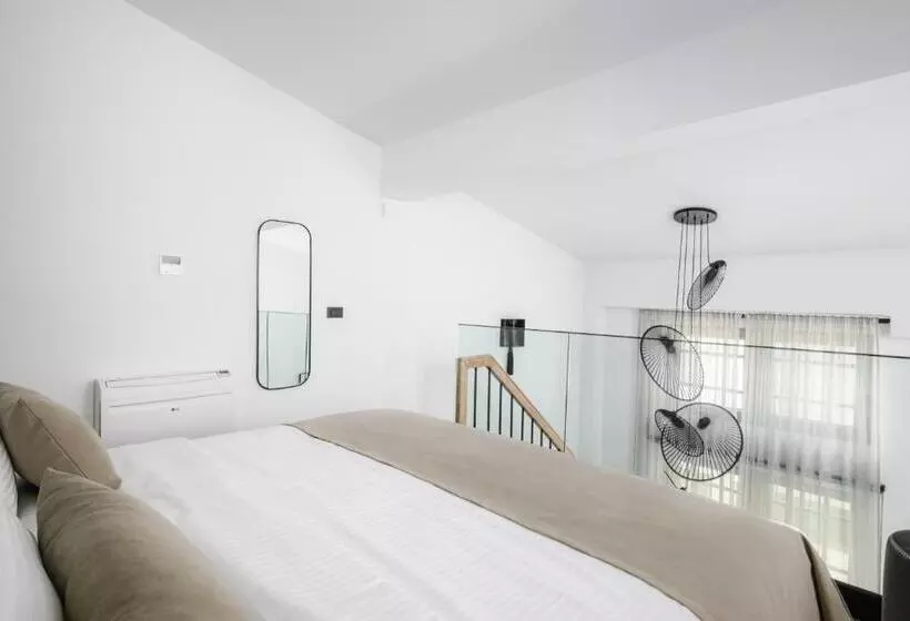 Casa Di Gaga Luxury Suites