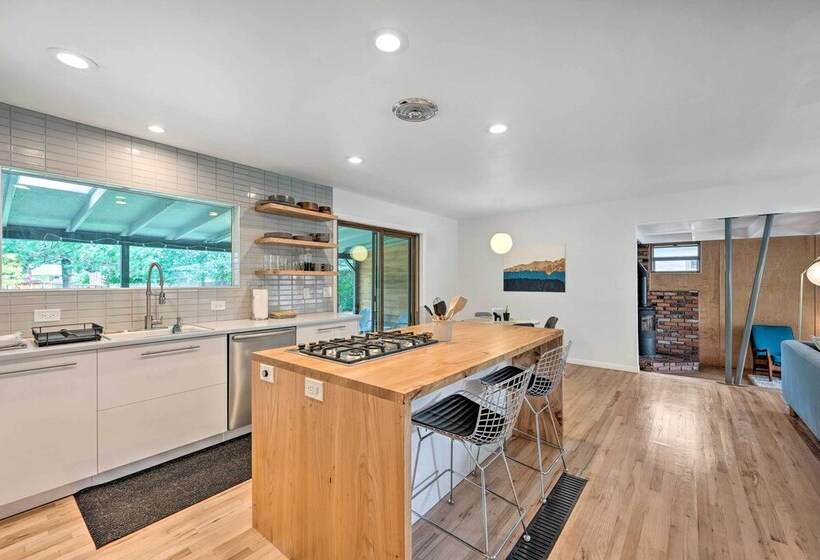 Chic Boulder Home W/ Yard < 3 Mi To Pearl St!